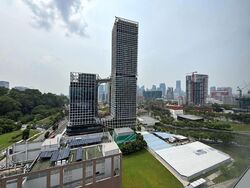UE Square (D9), Office #630600781